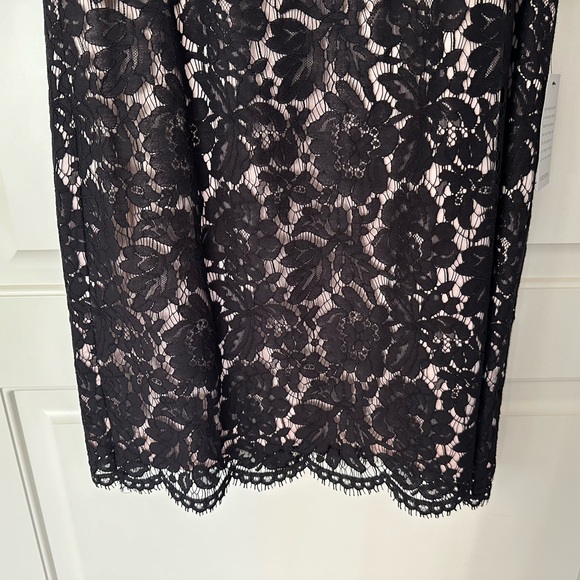 Chelsea28 Cold Shoulder Black Floral Lace Shift Dress Black NWT - Picture 8 of 12